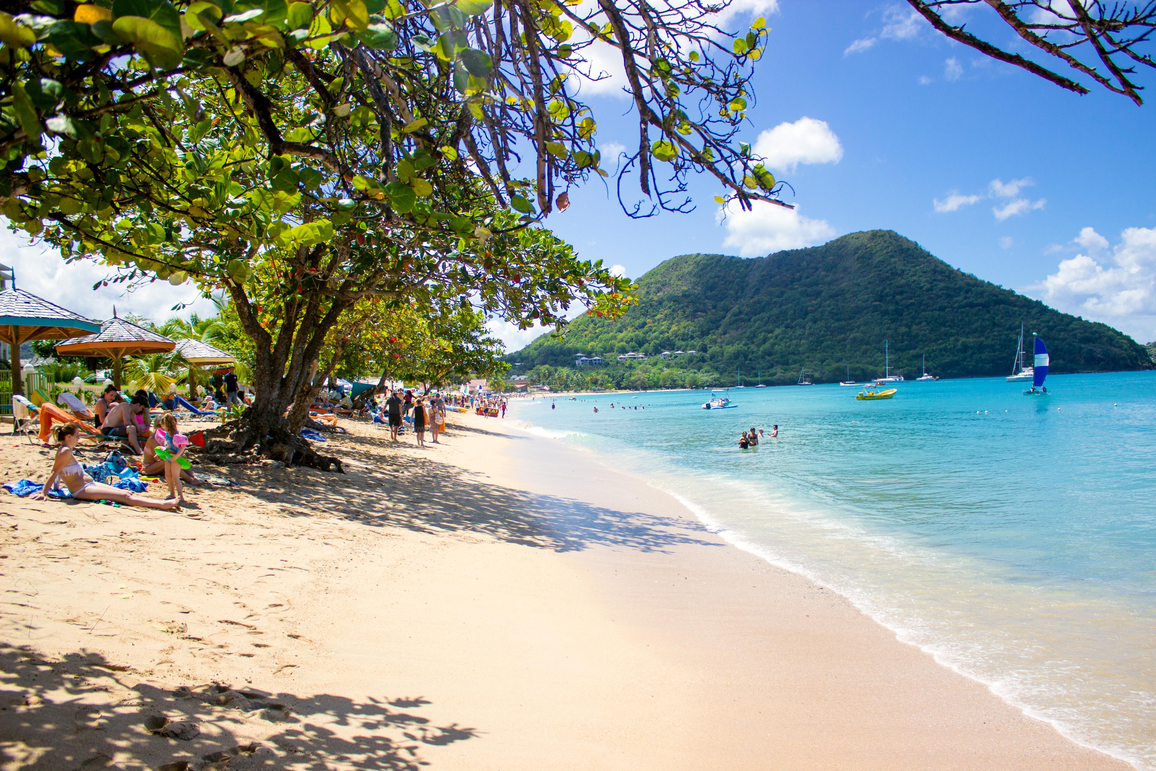 Bay Gardens Beach Resort & Spa Gros Islet Exterior photo